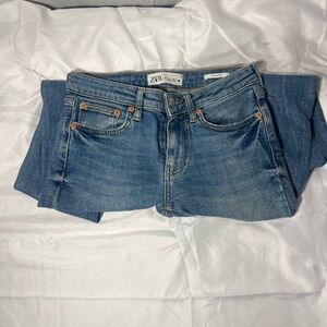 Zara Women's Classic Blue Straight Leg Jeans